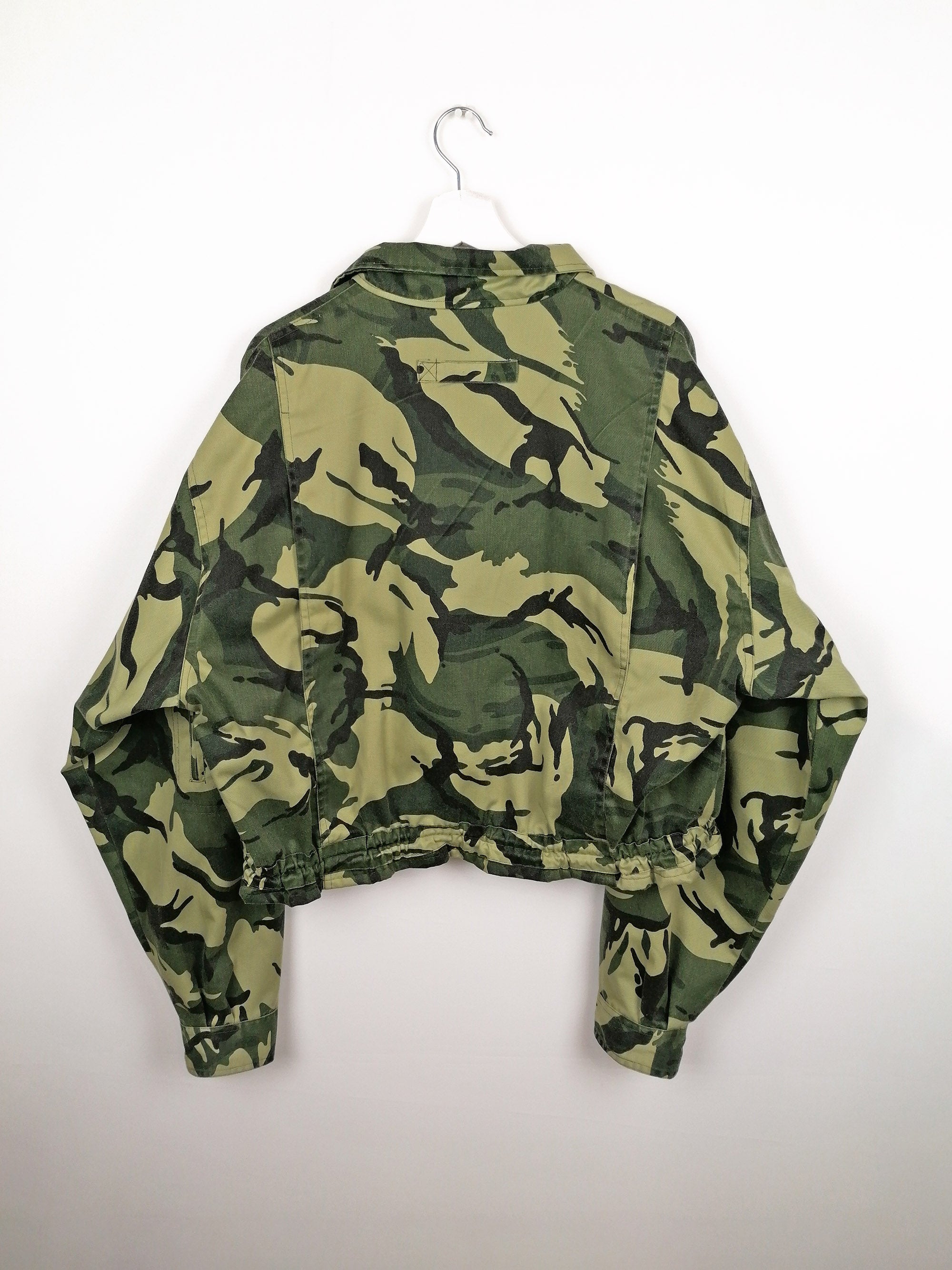 90's Camo Green Oversized Cropped Army Jacket - size XXL