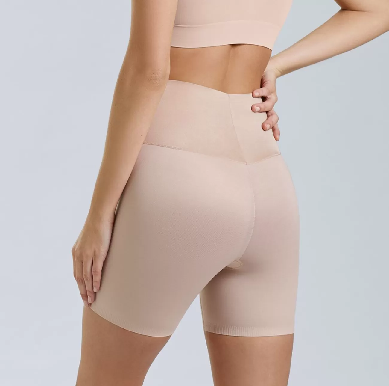 Ambra Micro Grip Short - Rose Beige