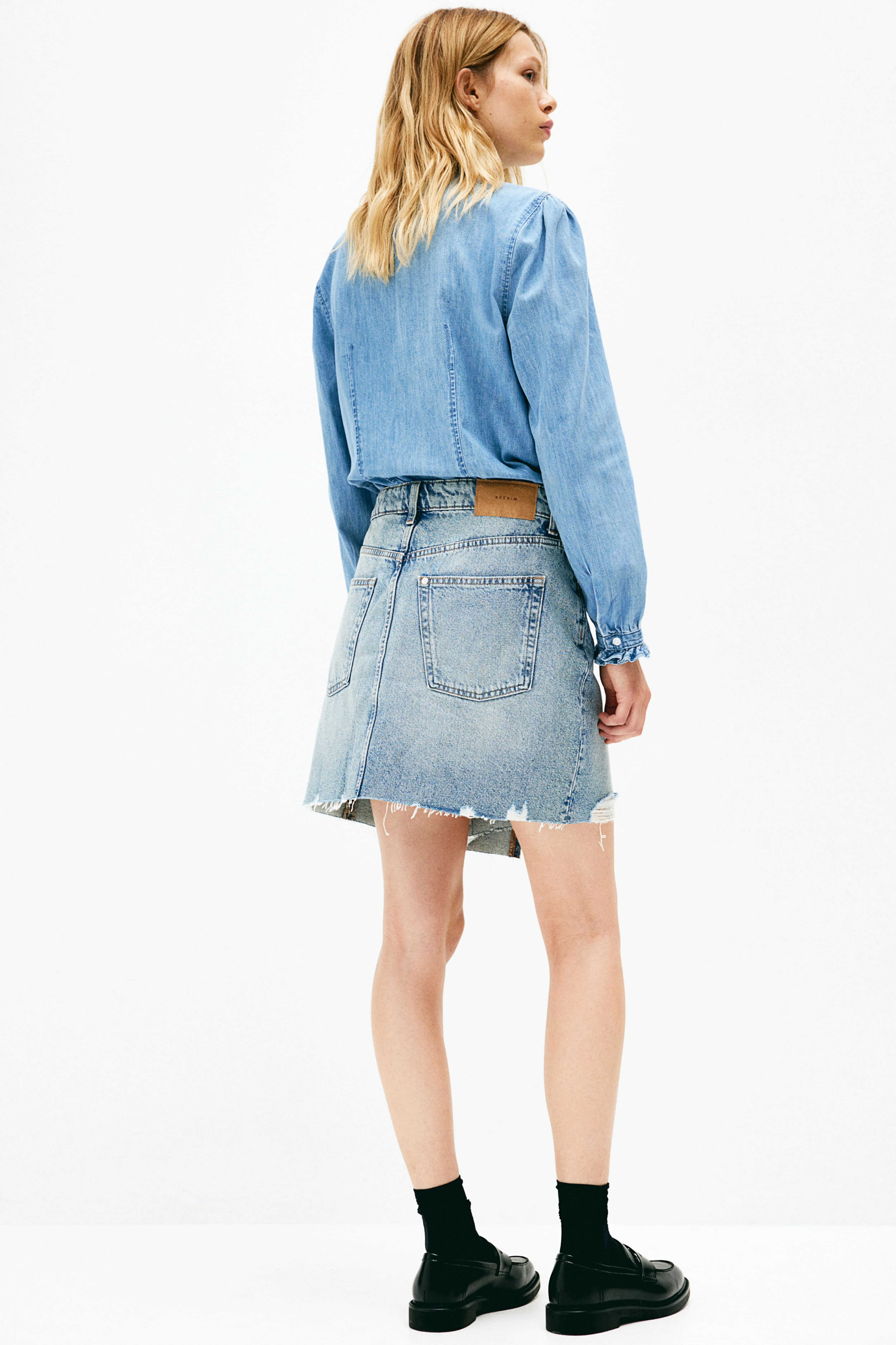 Frill-trimmed denim blouse - Long sleeve - Regular length - Light denim blue - Ladies | H&M GB