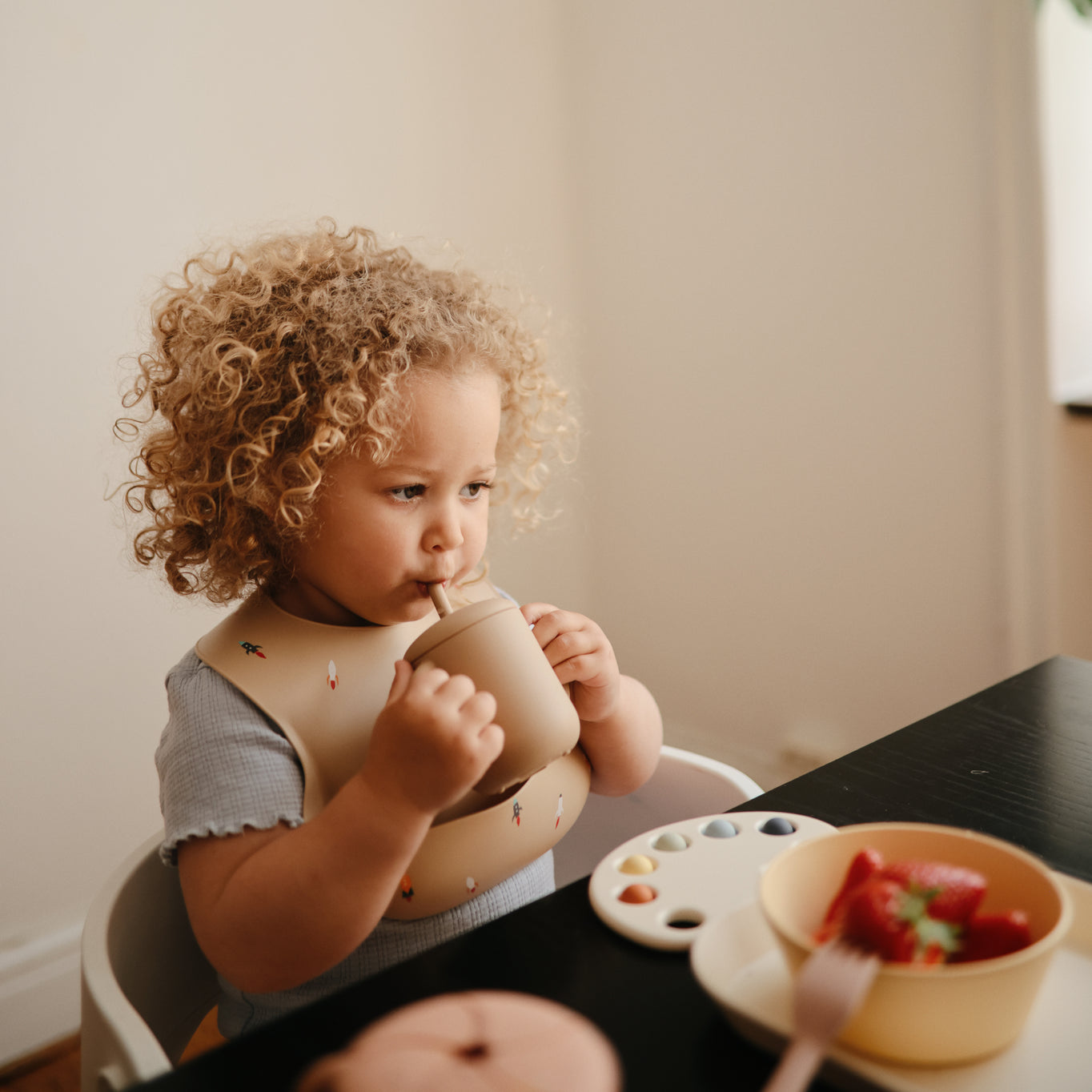 Mushie - Silicone Bib - Dusty Rose