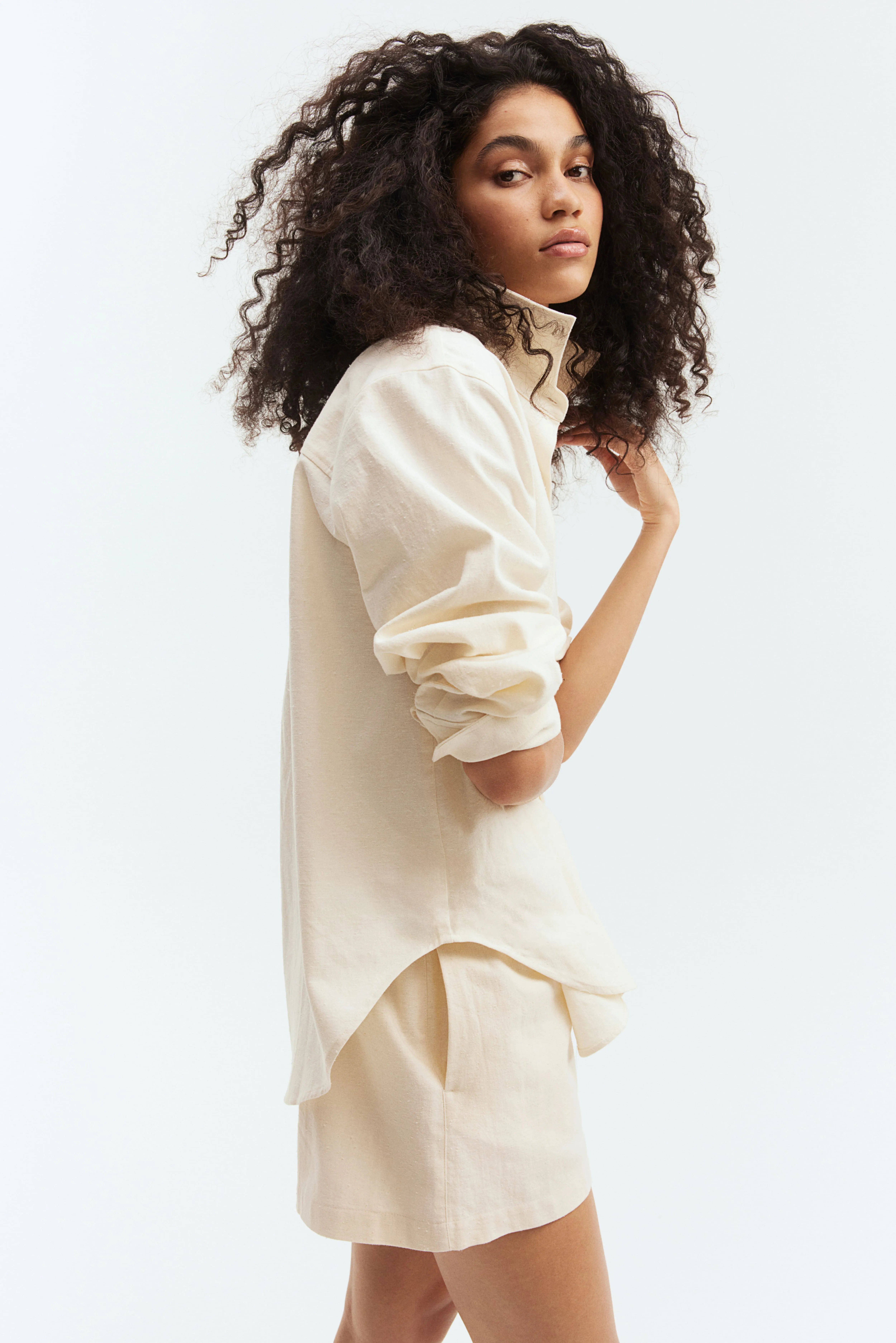 Nepped twill shirt - Long sleeve - Regular length - Cream - Ladies | H&M GB