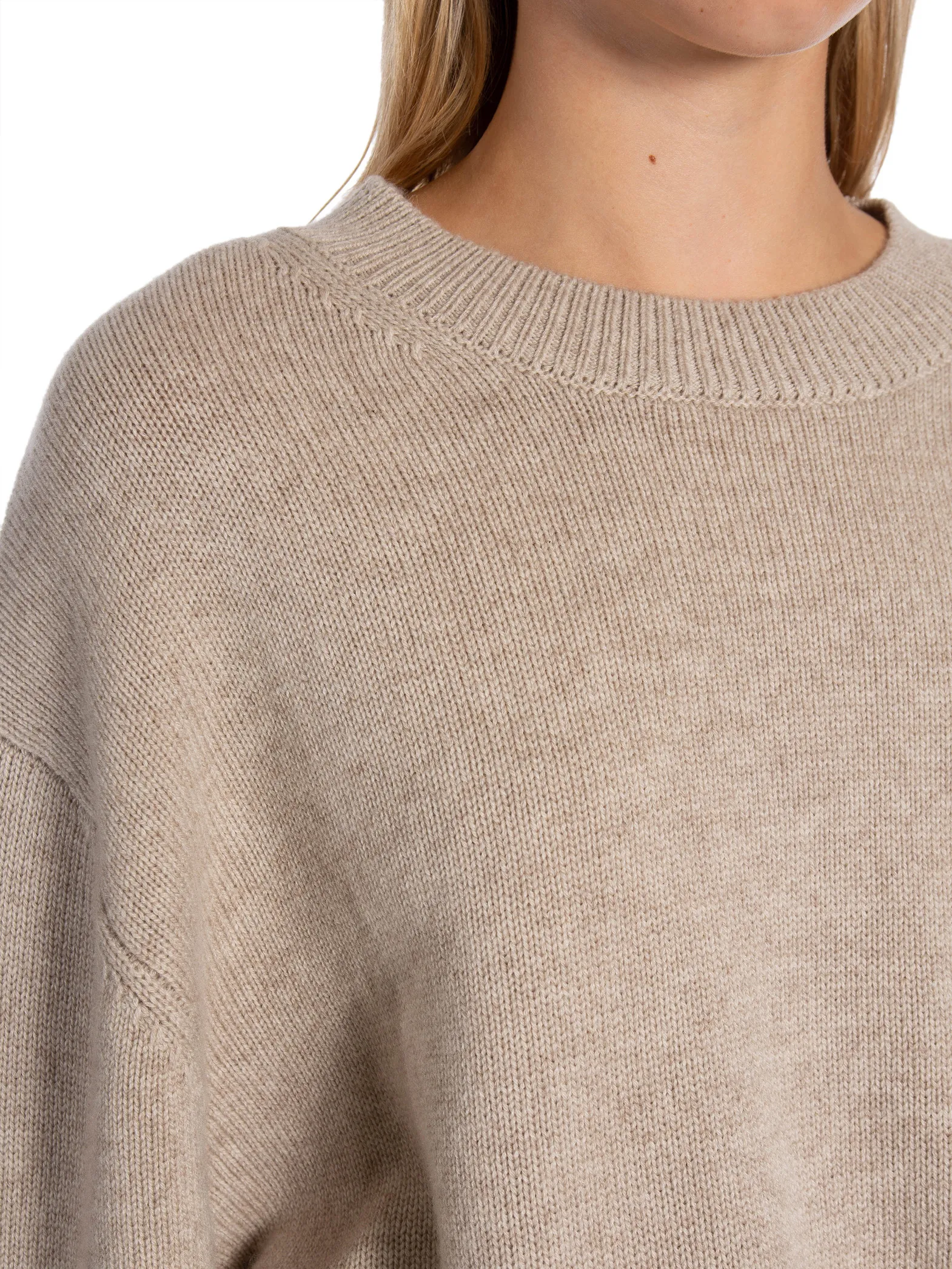 NOBO STUDIO SWEATER JENNIE SAND