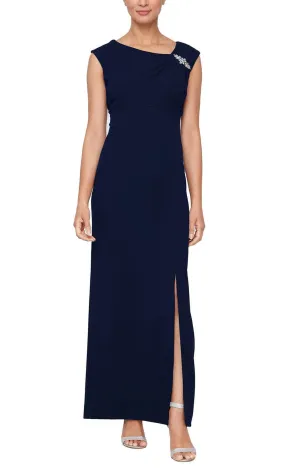 SLNY 9237218 - Brooch Accented Evening Dress