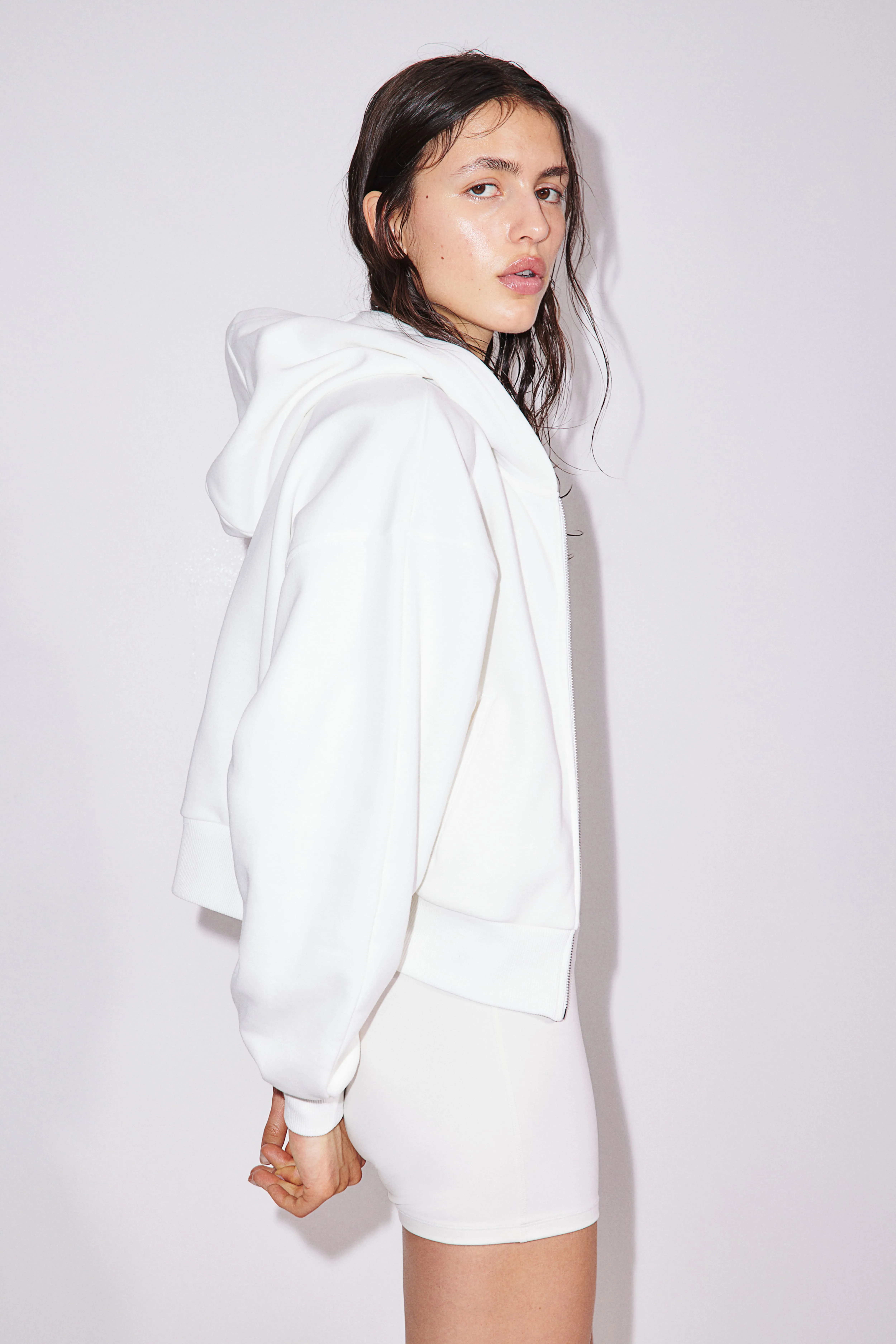 Zip-through sports hoodie - Long sleeve - Regular length - White - Ladies | H&M GB