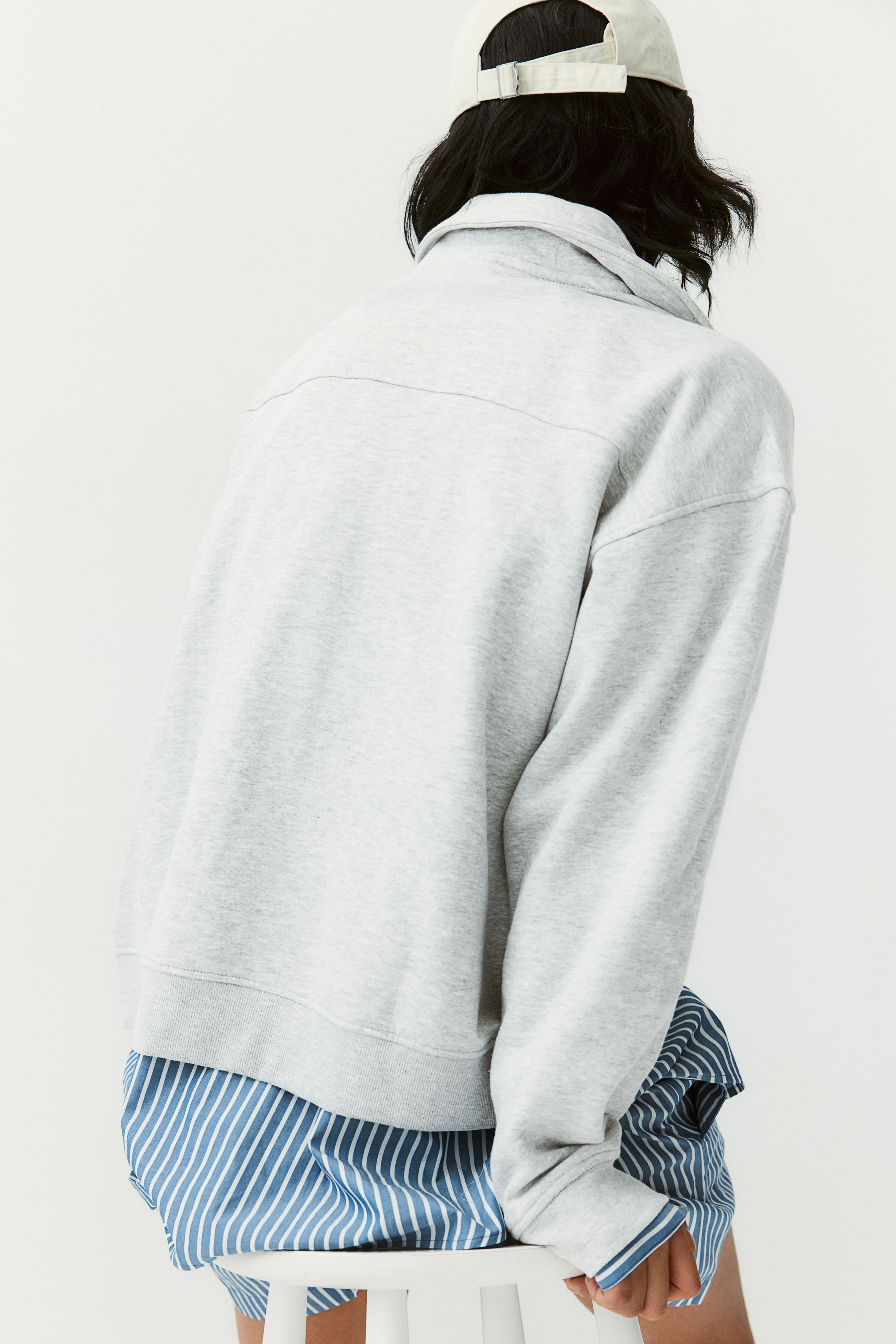 Zip-top sweatshirt - Long sleeve - Regular length - Light grey marl/Yale - Ladies | H&M GB